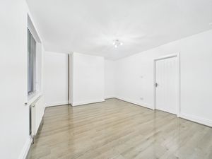 Photo 16- click for photo gallery